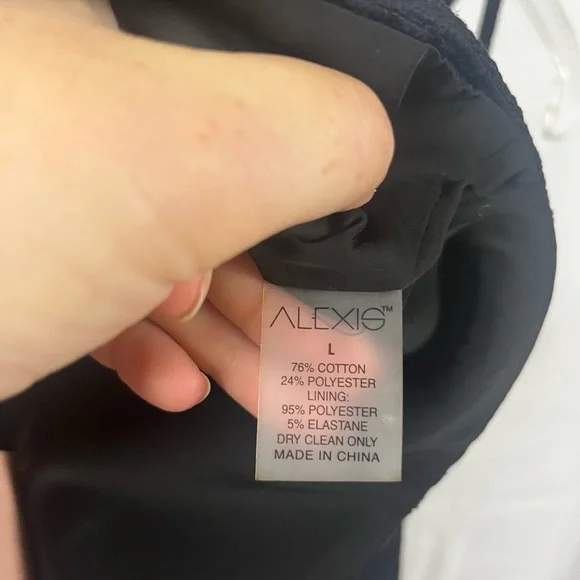 ALEXIS NWT Women's Lowe Top‎ in Black Jacquard Sleeveless Crop Top- Size Large